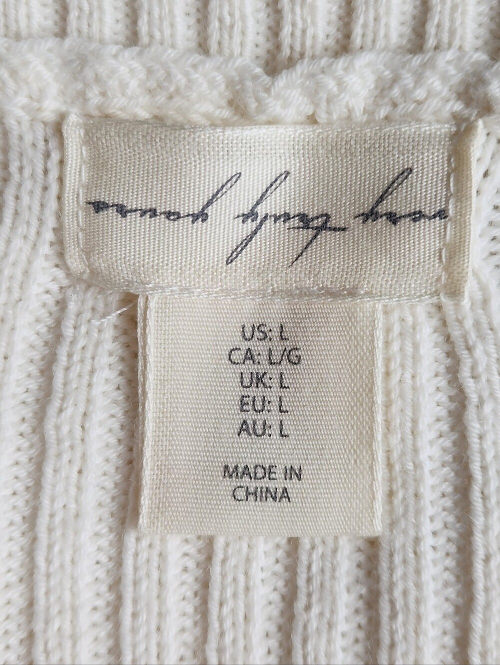 🌸 Very Truly Yours Embroidered Floral Cable Knit Sweater 🌸 - Picture 7 of 7